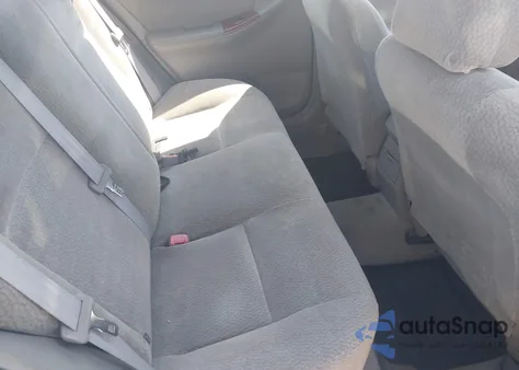 2004 Toyota Corolla Le из США, поврежденный, VIN 2T1BR32E44C299691